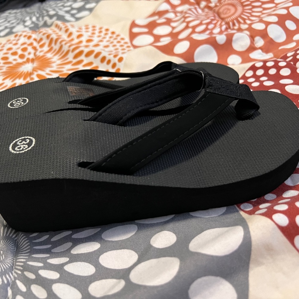 Black Platform Sandals